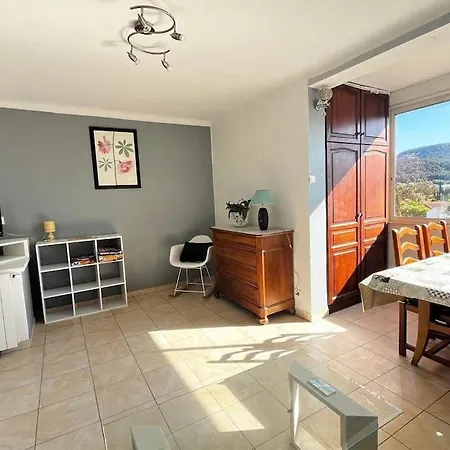 Avec 3 Apartment Hyeres